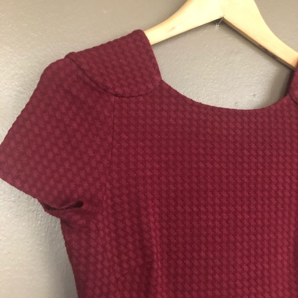 Maroon Zara soft knit dress from Spain. 🇪🇸 size Med. - Picture 2 of 7